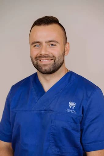 CECHDENT, zubná klinika, MDDr. Matej Čech