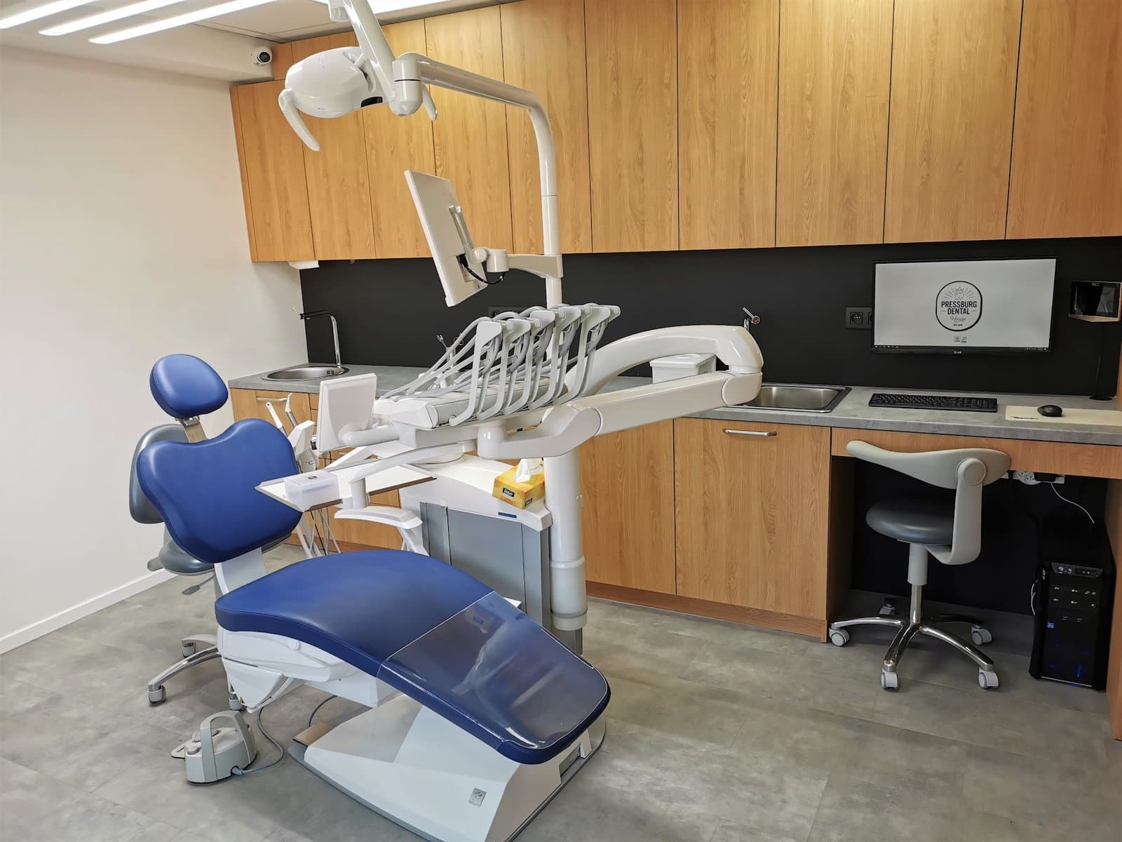 Pressburg Dental House