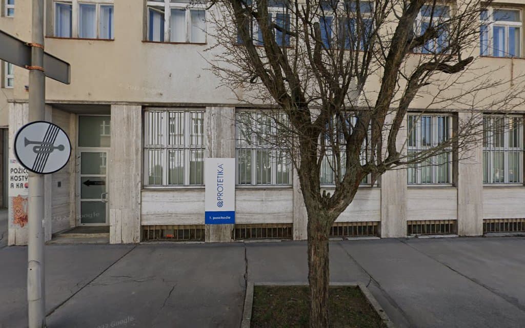 M. K. Dent - Marie Krčméryová