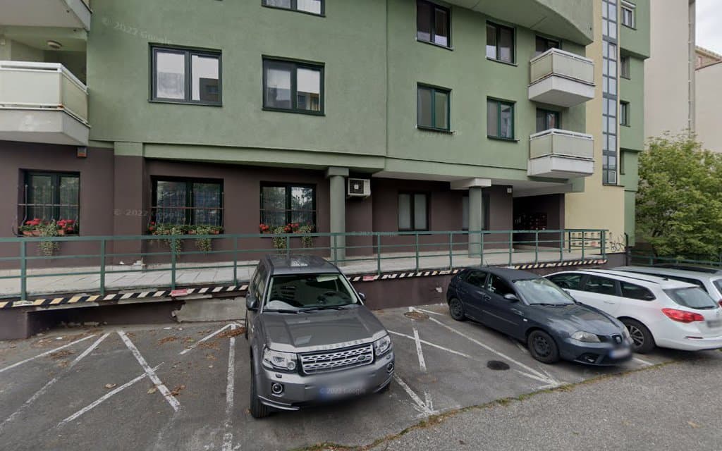 RADOMSKY DENTAL CLINIC