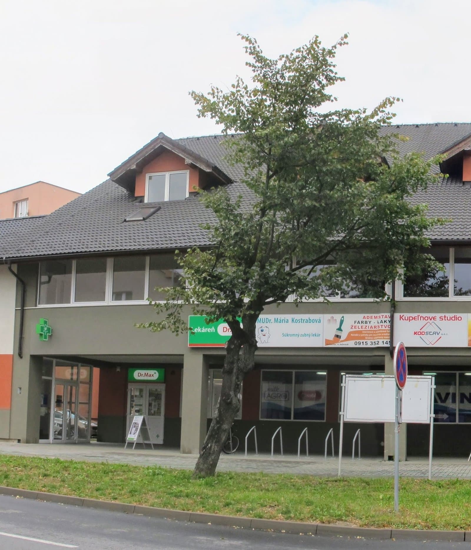 ZUBNÁ AMBULANCIA Kostrabová Mária MUDr.