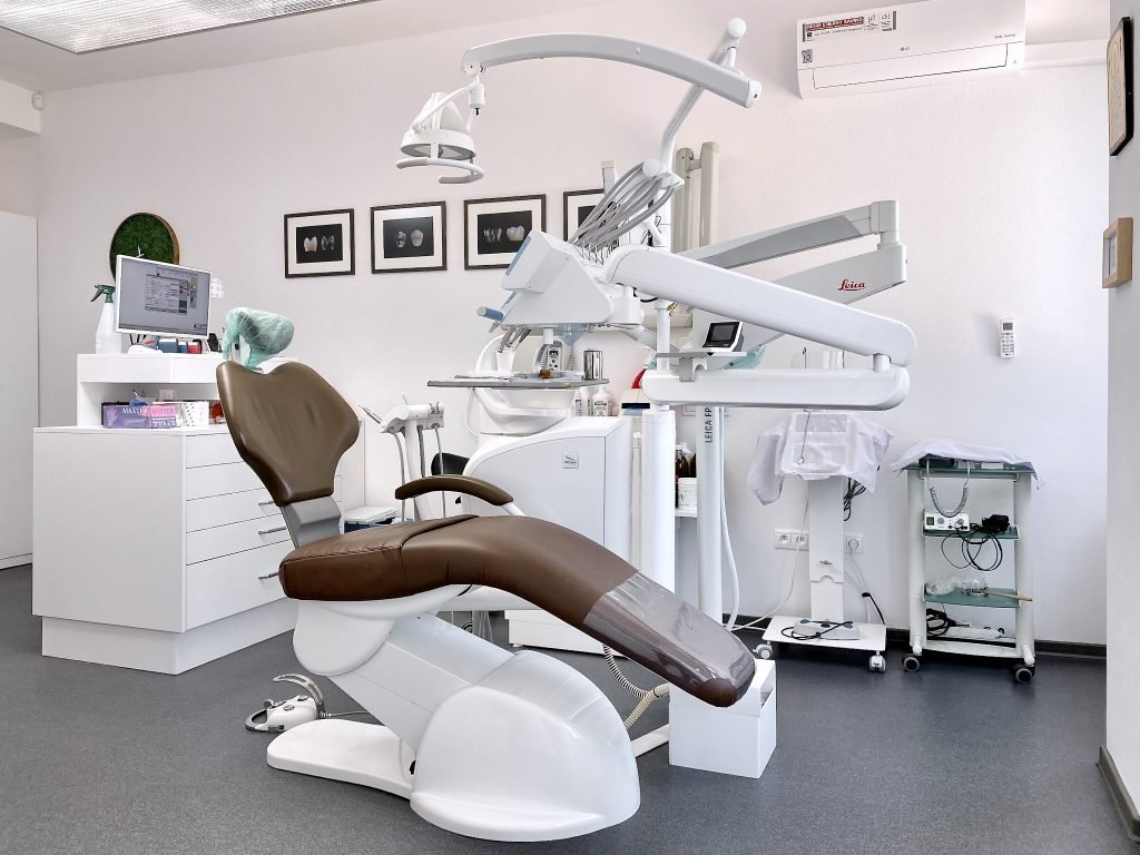 MED DENT s.r.o.