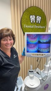 Dental Brothers - Nivy