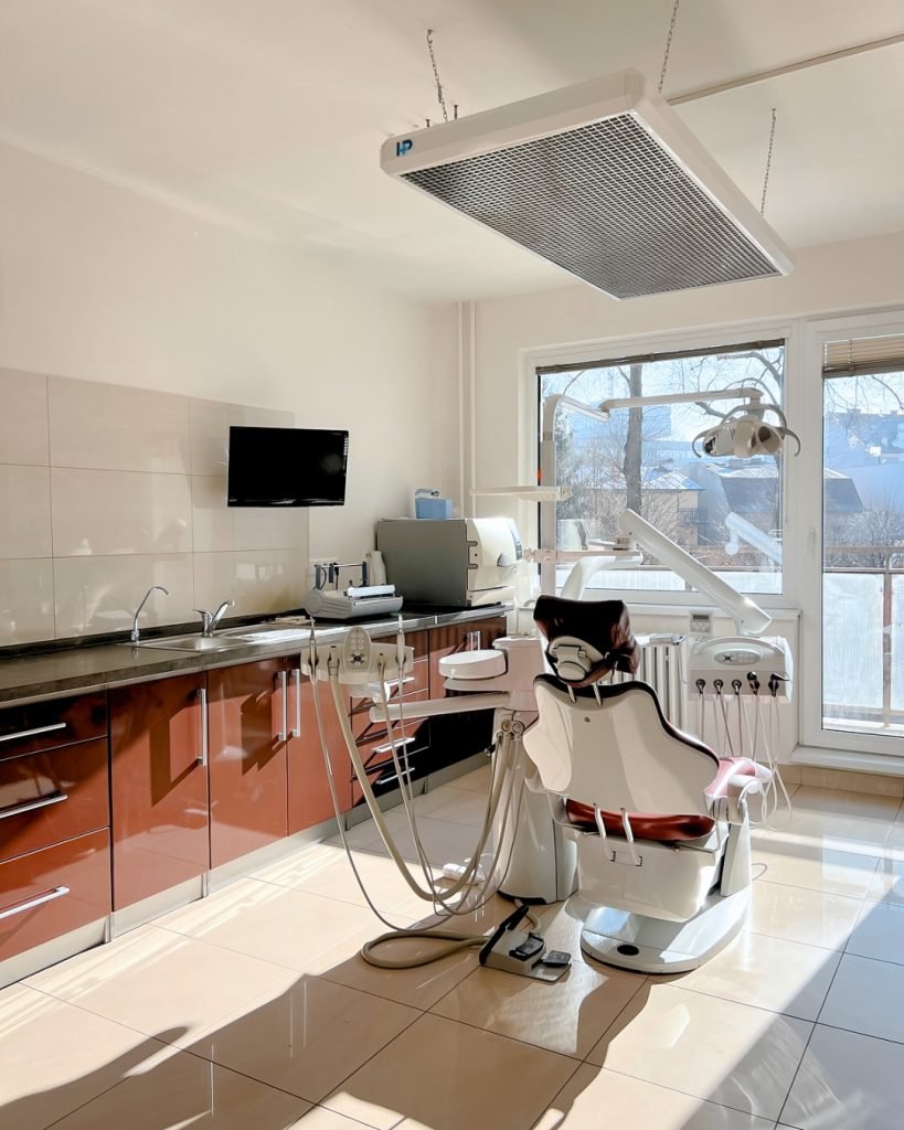 Esteticdent s.r.o.