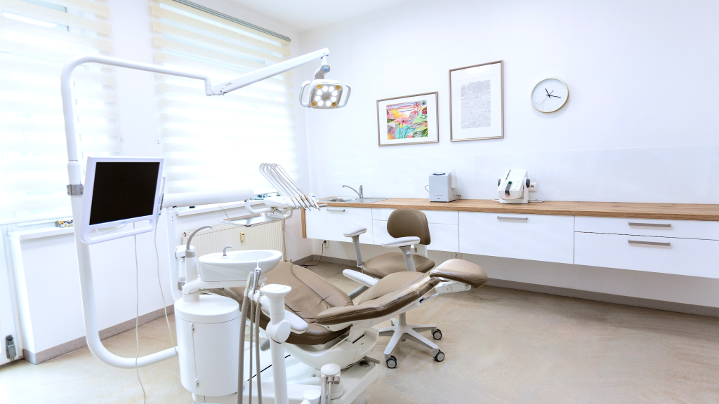 DentalWhite zubná klinika