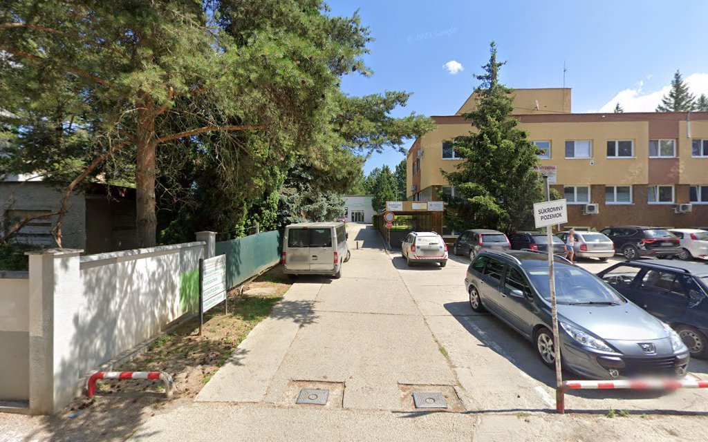 Exteriér kliniky