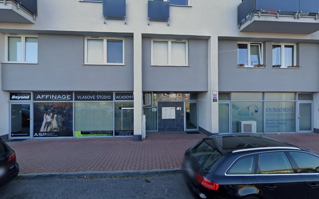 Exteriér kliniky
