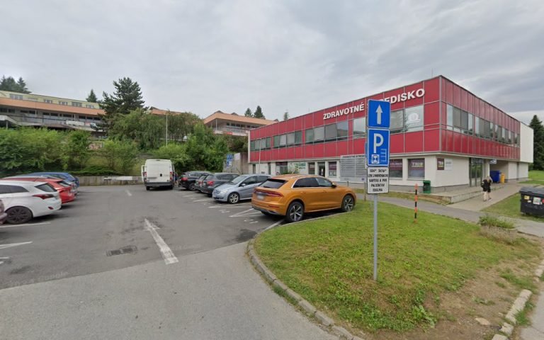 Monika Žačoková - Dentálna hygienička