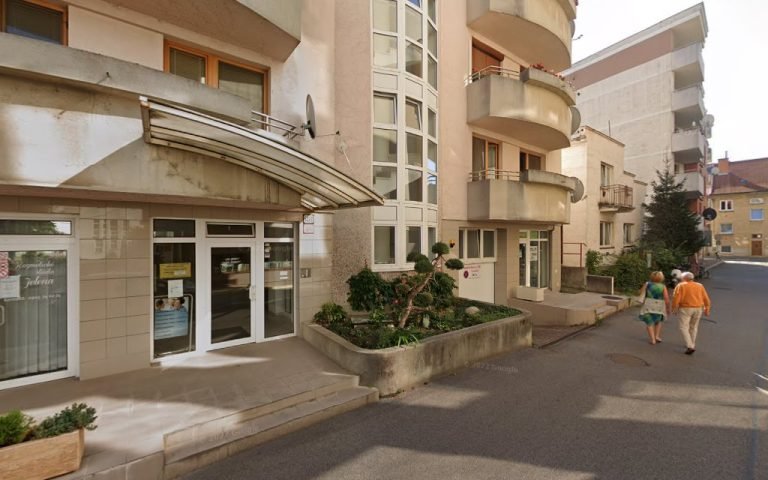 ESTETIK DENTAL s.r.o.