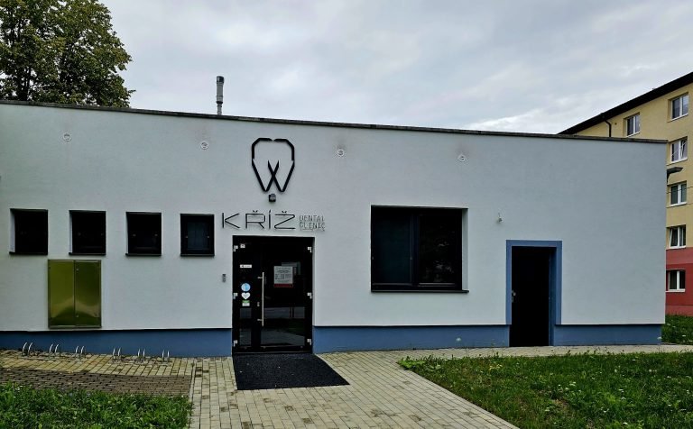 KŘÍŽ DENTAL CLINIC - Zubná klinika