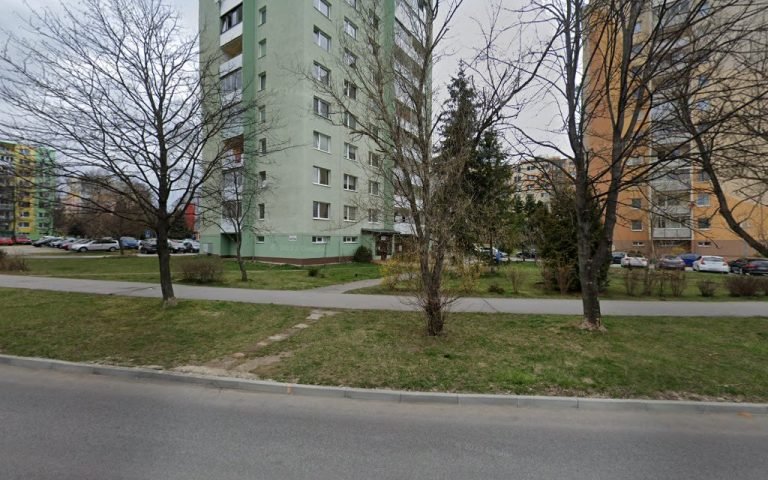 LIHAJOVÁ PETRA MDDr. - b.dent s.r.o.