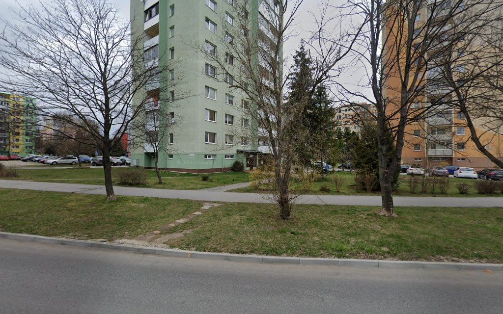 LIHAJOVÁ PETRA MDDr. - b.dent s.r.o.