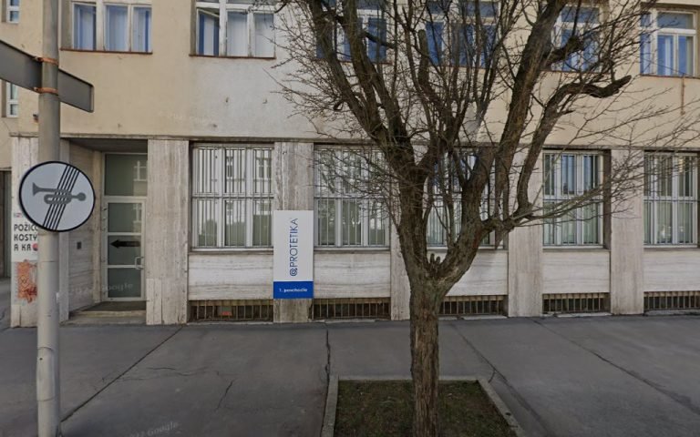 M. K. Dent - Marie Krčméryová