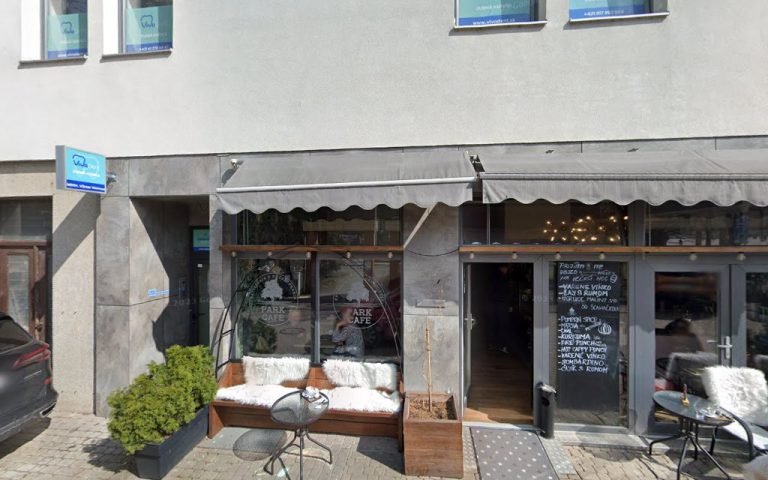 MDDr. Viktor Varmus - ViVa Dent s.r.o.