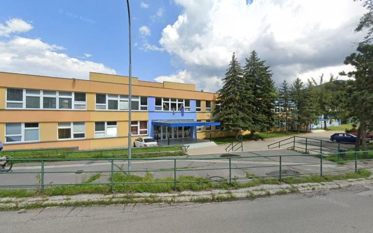 MUDr. Daniela Popelářová, stomatológ