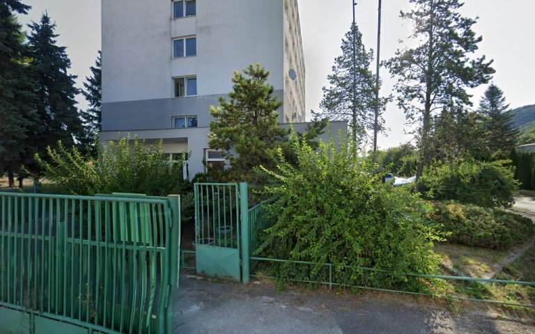 MUDr. Eva Dlhopolčeková, stomatológ