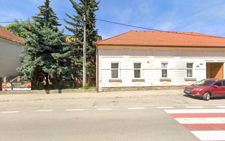 Szombathyová Katarína, MUDr. - stomatológia