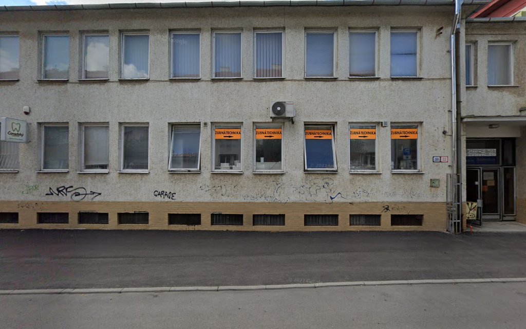 Exteriér kliniky