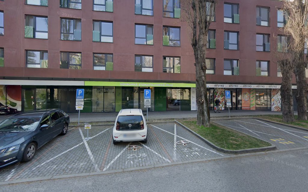 Exteriér kliniky