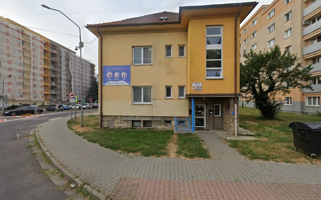 Exteriér kliniky