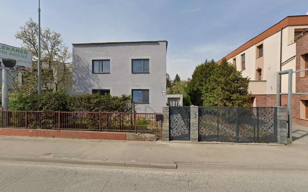Exteriér kliniky