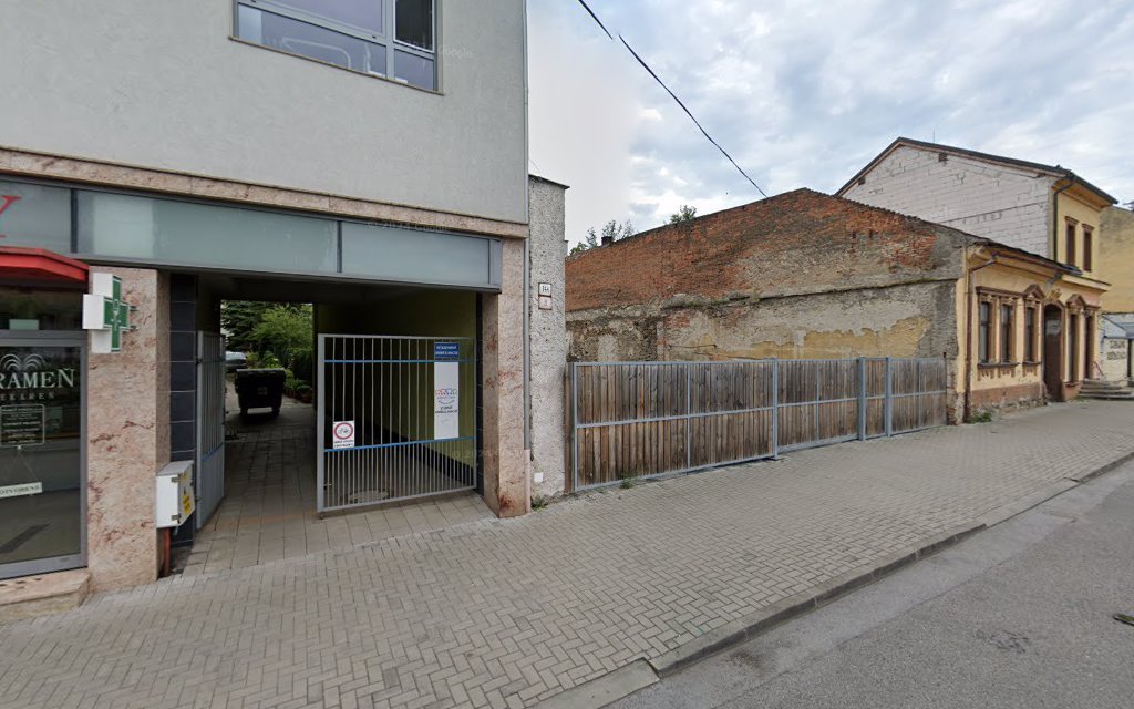 Exteriér kliniky