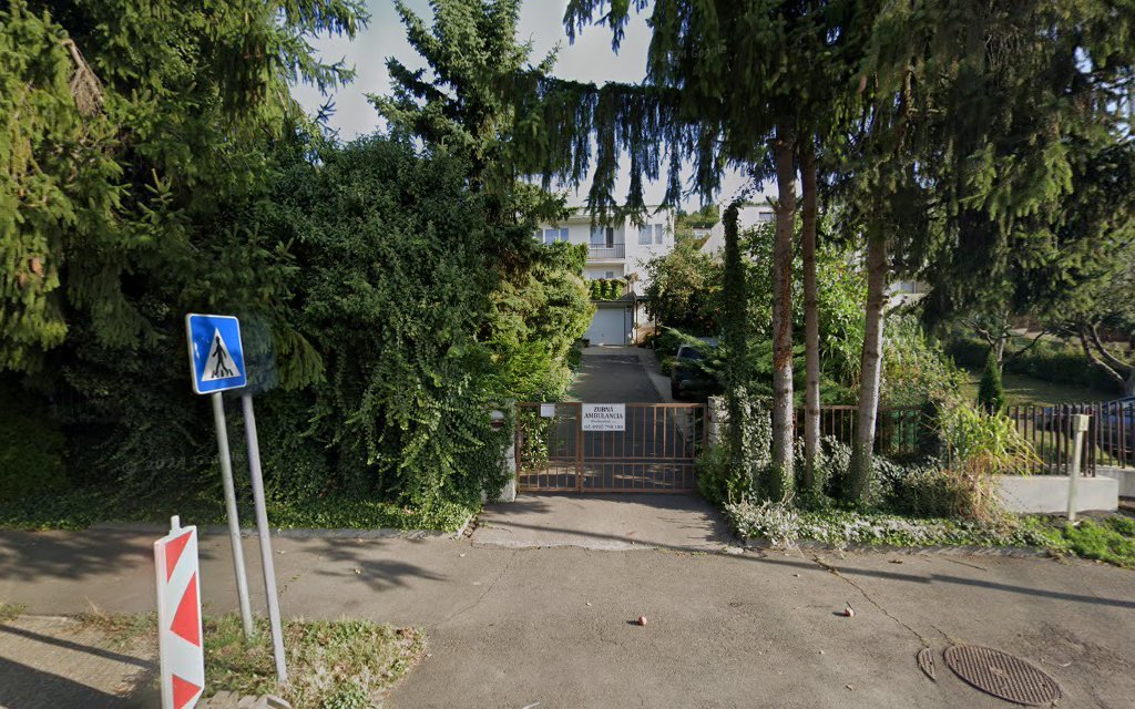 Exteriér kliniky