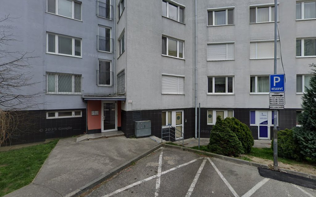 Exteriér kliniky
